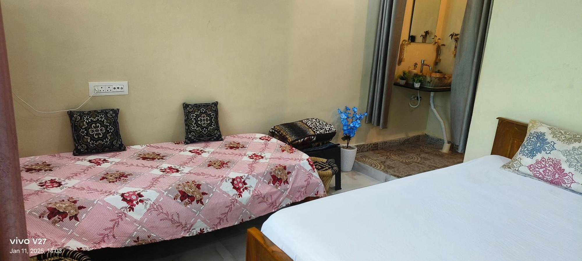 Sahasra Home Stay Hampi 霍斯佩特 外观 照片
